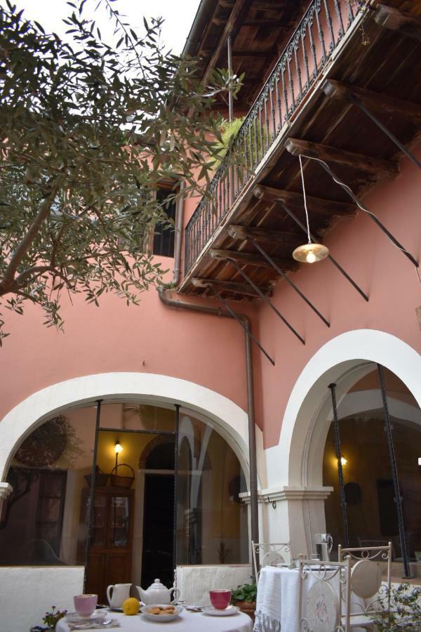 Casa Camboni-Dimora Storica Bed & Breakfast San Vito  Exterior foto